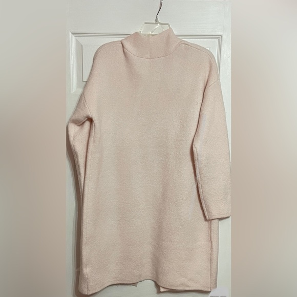 Sweater - Picture 2 of 6